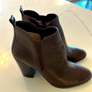 Michael Kors brown pair of boots size 8 1/2